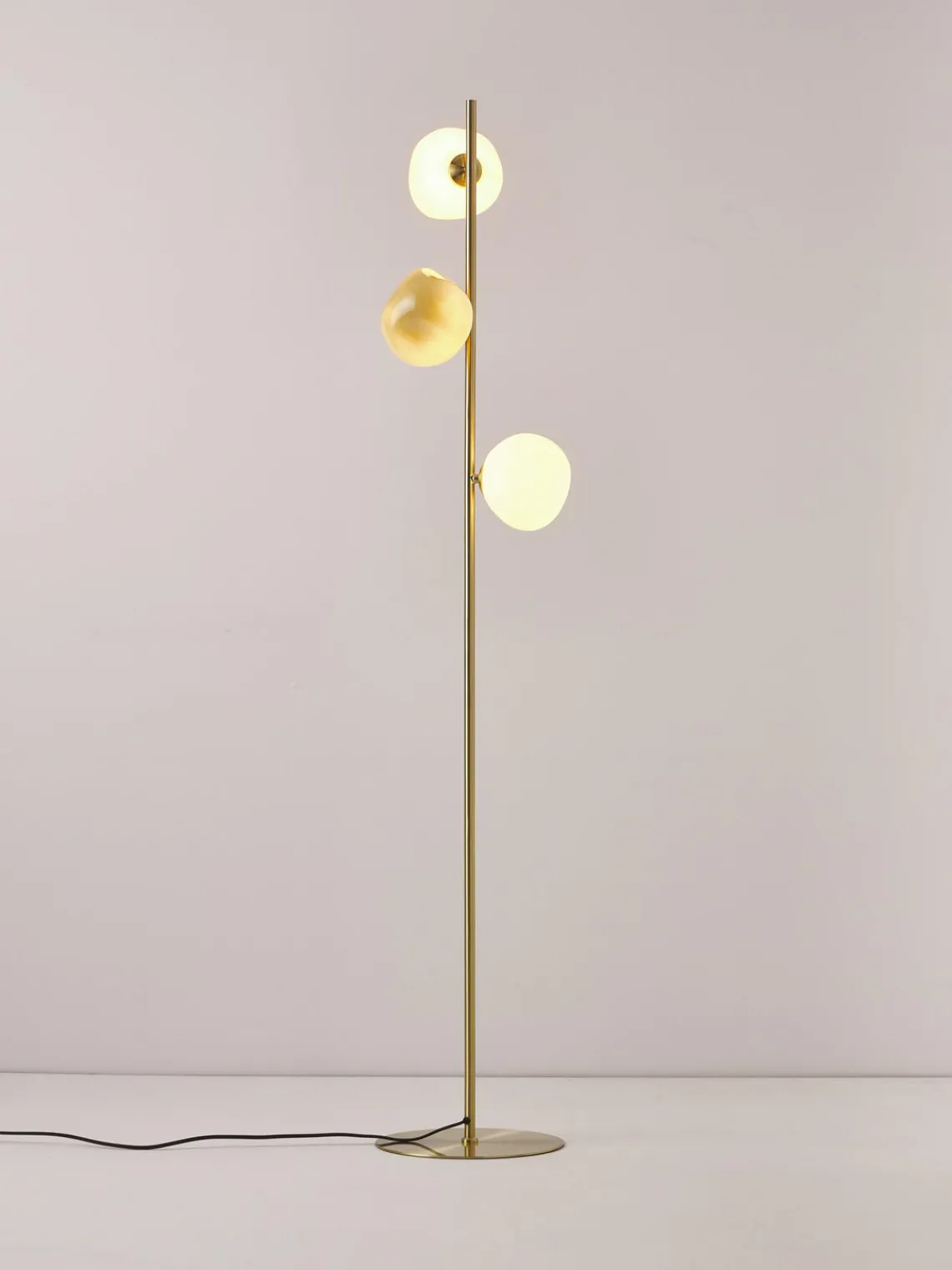 Lámparas De Pie|Lámparas De Techo>Westwing Collection Lámpara de pie de vidrio opalino Josie