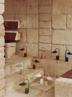 Best Lámpara LED de mesa pequeña regulable Arum, portátil Lámparas De Mesa|Lámparas De Techo