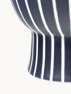 Maceteros|Maceteros De Exterior></noscript>Westwing Collection Macetero artesanal Elio, 23 cm Azul oscuro, blanco crema