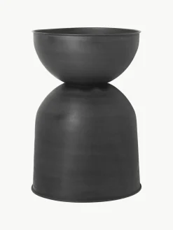 Maceteros|Jarrones></noscript>Ferm Living Macetero Hourglass, 43 cm Negro mate
