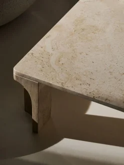 Mesas De Centro|Mesas De Centro></noscript>GUBI Mesa de centro de travertino Doric, 140 cm