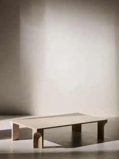 Mesas De Centro|Mesas De Centro></noscript>GUBI Mesa de centro de travertino Doric, 140 cm
