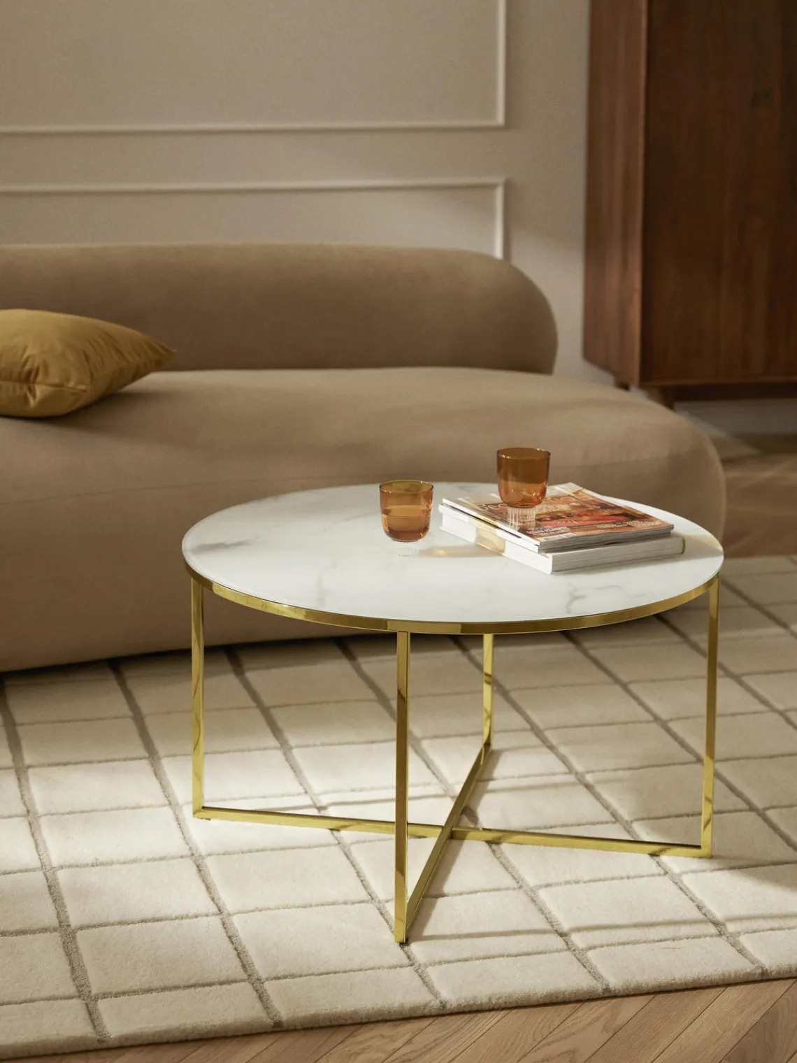 Mesas De Centro|Mesas De Centro>Westwing Collection Mesa de centro redonda con tablero de vidrio en look mármol Antigua Aspecto mármol blanco, dorado brillante