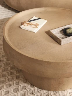 Mesas De Centro|Mesas De Centro></noscript>Westwing Collection Mesa de centro redonda de madera de mango Benno Madera de mango lacada en claro