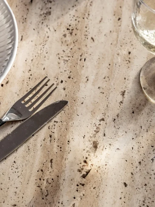 New Mesa de comedor redonda Sculpt con tablero de travertino, Ø 110 cm Mesas De Comedor|Mesas De Comedor