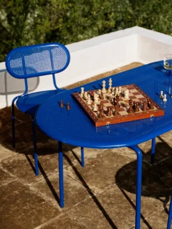 Mesas De Jardín|Mesas De Jardí­N></noscript>Westwing Collection Mesa de jardín ovalada Kumi, tamaños diferentes Azul real
