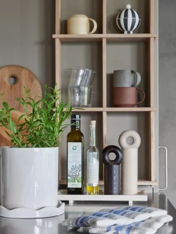 Molinillos De Especias|Molinillos De Especias></noscript>Oyoy Living Design Molino de especias de madera de fresno Hoop Mill Madera de fresno lacada en claro