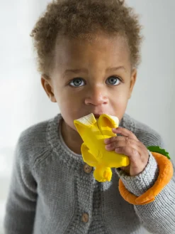 Juguetes Para Bebés|Juguetes Para Bebés></noscript>Oli & Carol Mordedor artesanal para bebé Fruits & Veggies