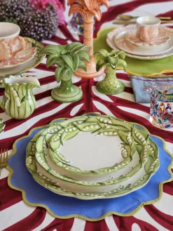 Vajillas Completas|Menaje De Mesa></noscript>Les Ottomans Plato postre pintado a mano Lily of the Valley