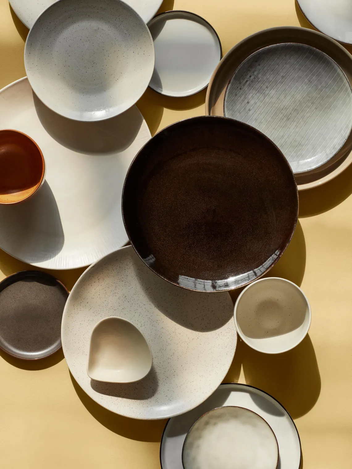 Platos Llanos|Vajillas Completas>Broste Copenhagen Platos llanos artesanales , 4 uds. Nordic Coal