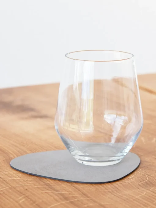New Posavasos asimétricos de cuero Curve, 4 uds. Posavasos|Vajillas Completas