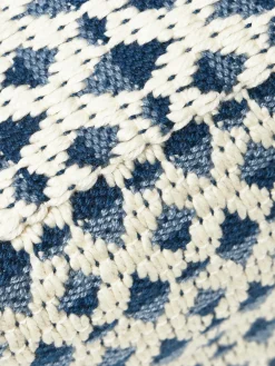 Mantas|Cojines Para Suelo Y Pufs></noscript>Westwing Collection Puf para exterior estampado Yamir Tonos azules, blanco Off White