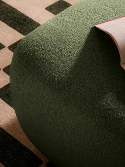 Reposapiés|Sofás></noscript>Westwing Collection Puf reposapiés en tejido bouclé Sofia Bouclé verde oscuro