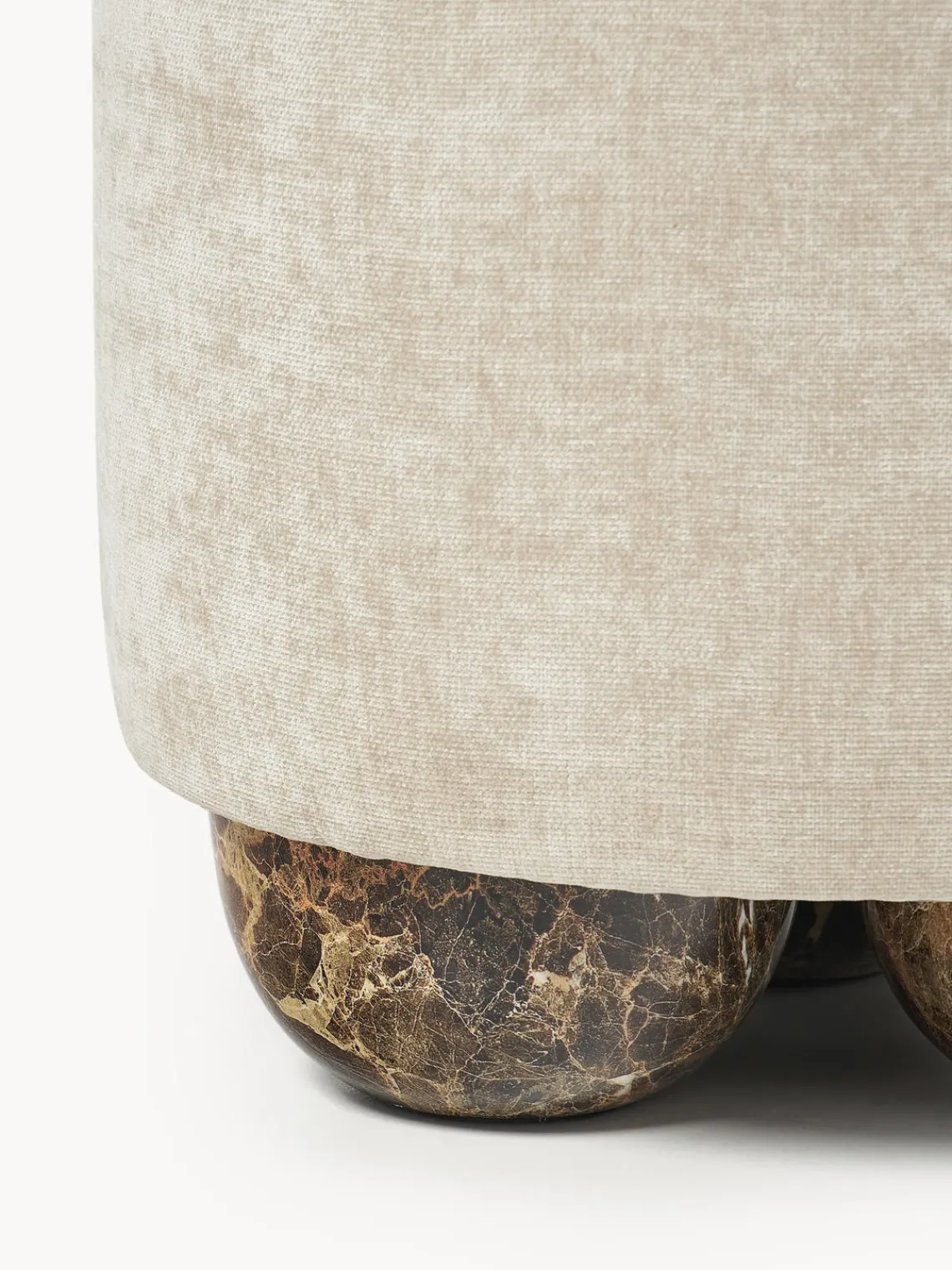 Pufs Y Otomanos|Pufs Y Otomanos>Westwing Collection Puf reposapiés tapizado con patas de bola de mármol Lino Tejido beige, marrón claro en aspecto de mármol