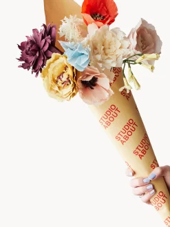 Flores Artificiales|Jarrones></noscript>Studio About Ramo de flores artificiales Surprise