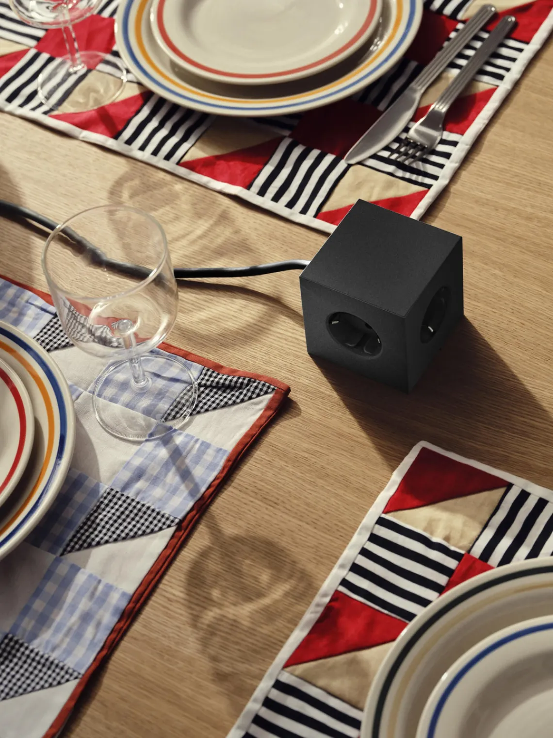 Material De Oficina|Material De Oficina>AVOLT Regleta Square 1 Negro