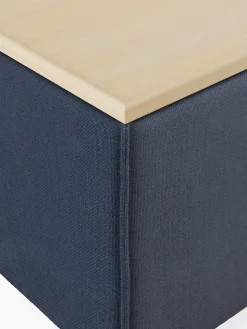 Reposapiés|Sofás></noscript>Westwing Collection Reposapiés puf con espacio de almacenamiento Lennon Tejido azul oscuro, madera de roble clara