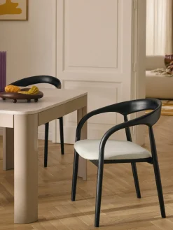 Sillas De Madera|Sillas Con Reposabrazos>Westwing Collection Silla con reposabrazos de madera de fresno y asiento tapizado Camille Tejido blanco Off White, negro
