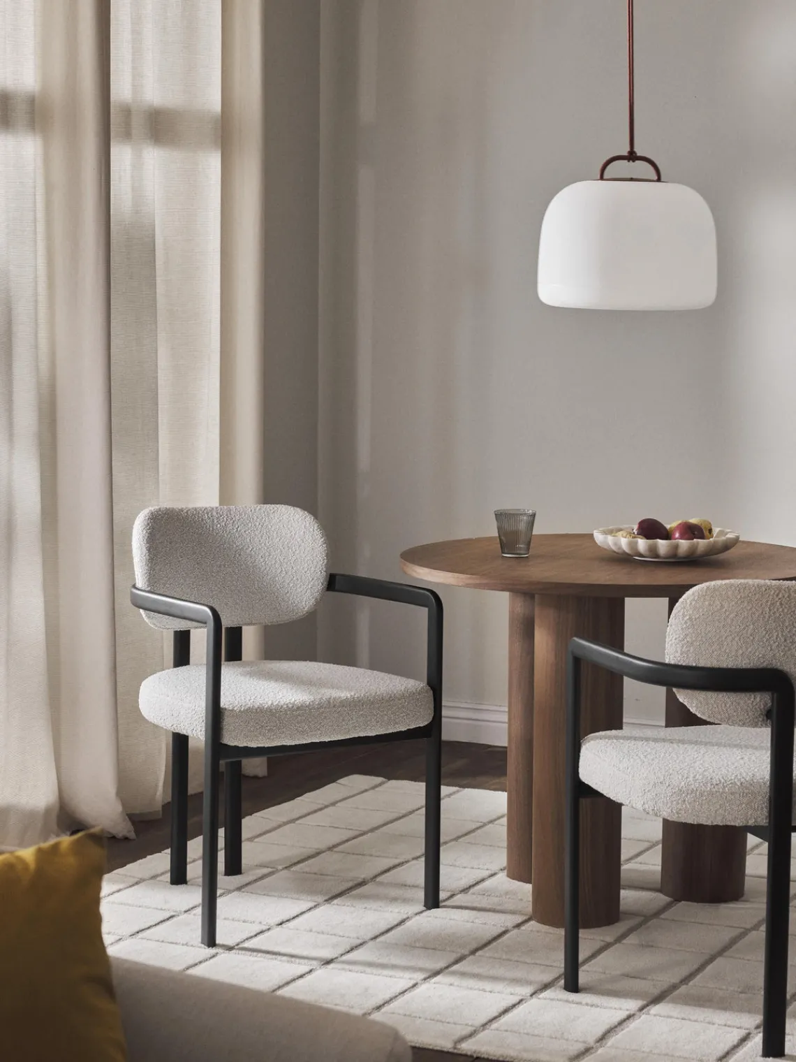 Sillas Con Reposabrazos|Sillas>Westwing Collection Silla en tejido bouclé Adrien Bouclé blanco, negro