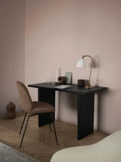 Sillas>GUBI Silla tapizada Beetle Tejido terracota, negro mate