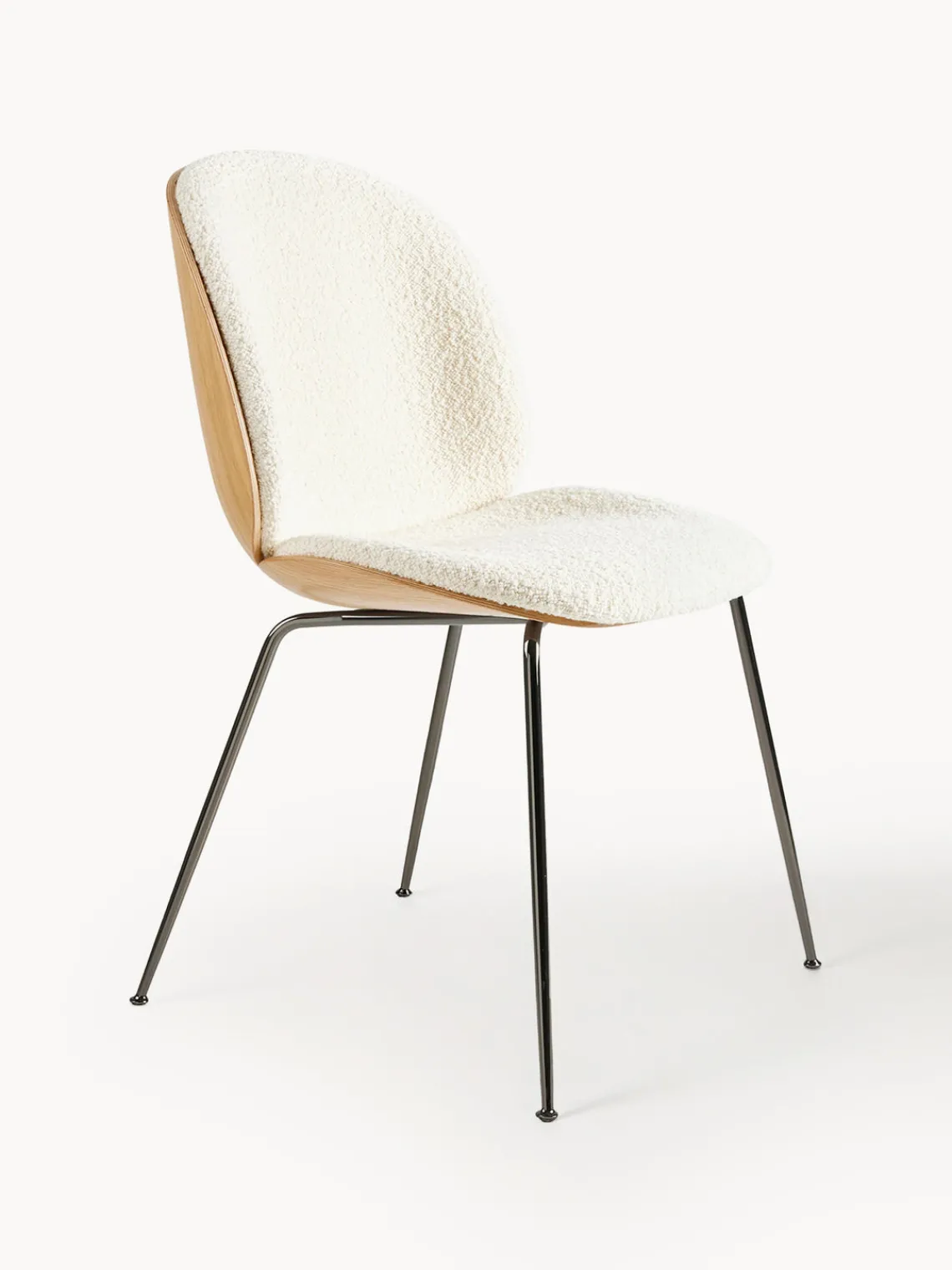Sillas>GUBI Silla tapizada en tejido bouclé con asiento Beetle Bouclé blanco, madera de roble, negro brillante