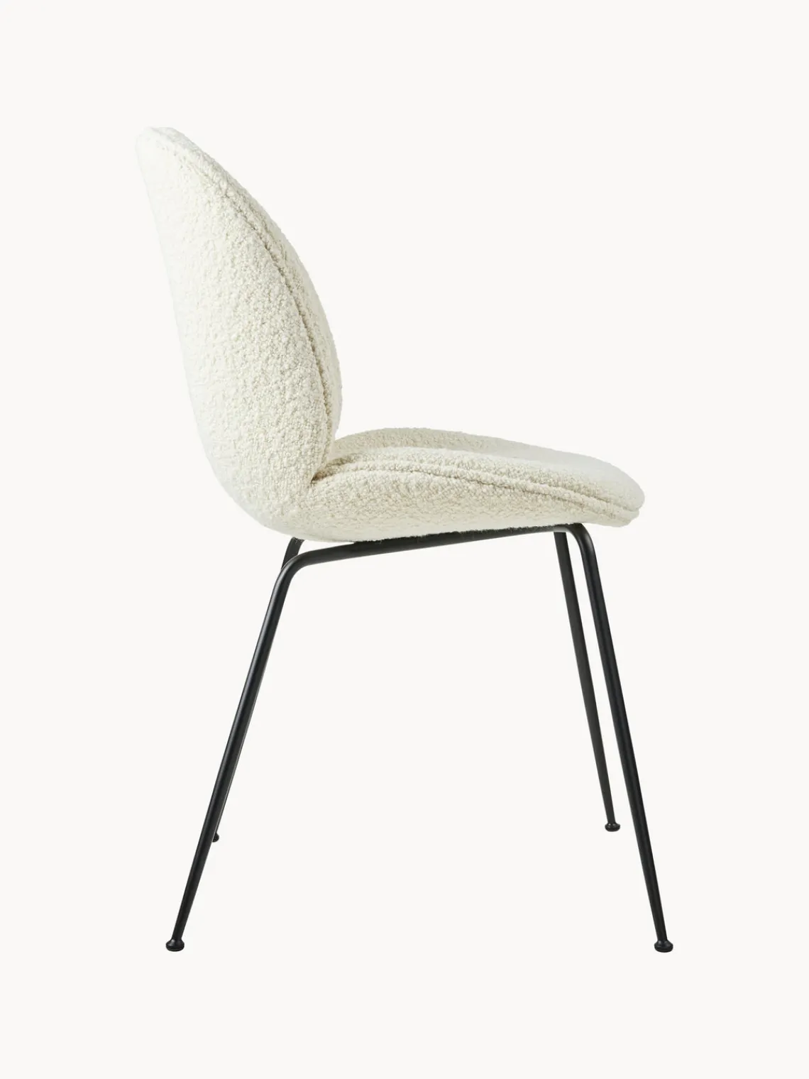 Sillas>GUBI Silla tapizada en tejido bouclé Beetle Bouclé blanco, negro mate