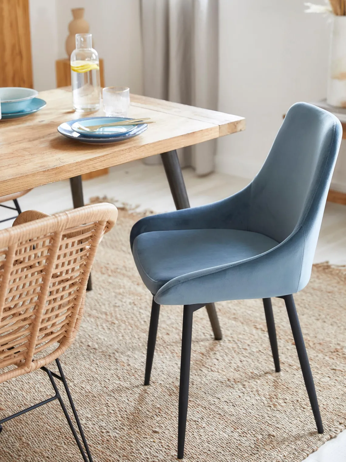 Sillas tapizadas en terciopelo Sierra, 2 uds. Sillas