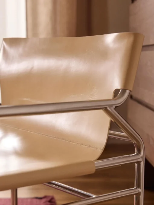 Sillones Pequeños|Sillones>Westwing Collection Sillón de cuero Dion Cuero beige claro brillante, plateado