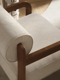 Sillones Pequeños|Sillones></noscript>Westwing Collection Sillón de madera de fresno Raymond Chenilla beige, madera de fresno lacada en marrón oscuro