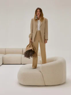 Butacas|Sillones></noscript>Westwing Collection Sillón lounge grande en tejido bouclé Sofia Bouclé beige claro