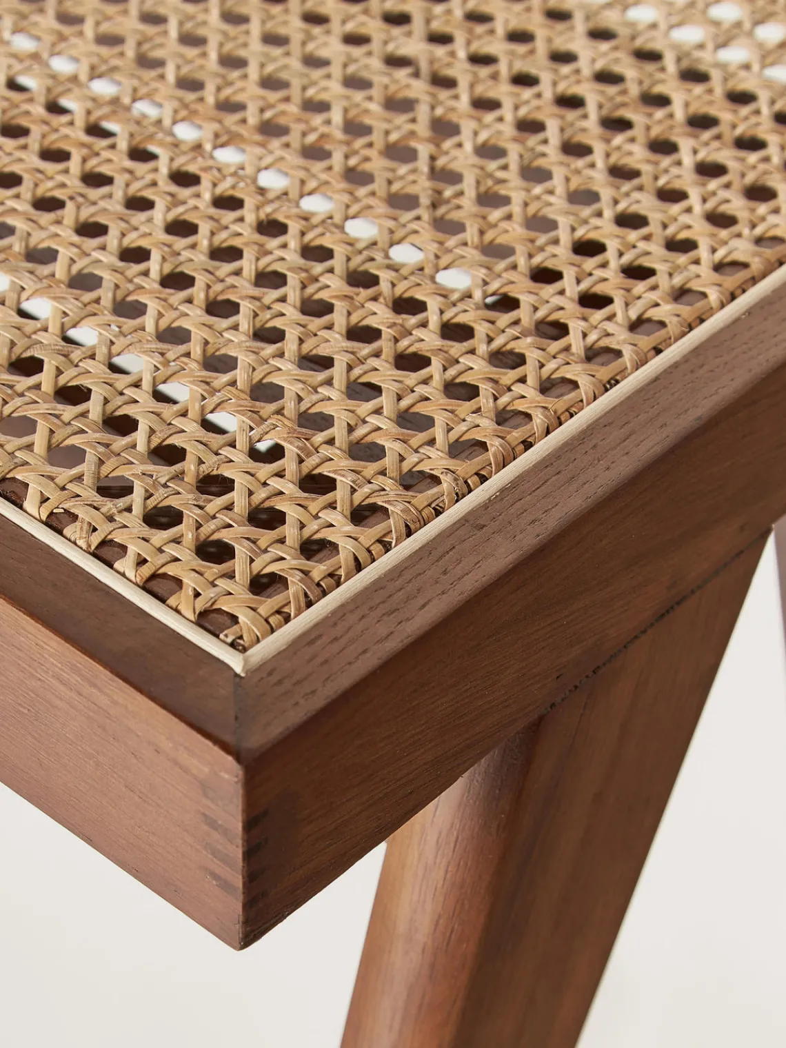 Pufs Y Otomanos|Pufs Y Otomanos>Westwing Collection Taburete con tejido vienés Sissi Madera de roble oscura, beige claro