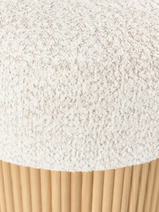 Pufs Y Otomanos|Pufs Y Otomanos>Westwing Collection Taburete tapizado en borreguillo bouclé con espacio de almacenamiento Nala Tejido borreguillo bouclé blanco Off White, madera de fresno clara