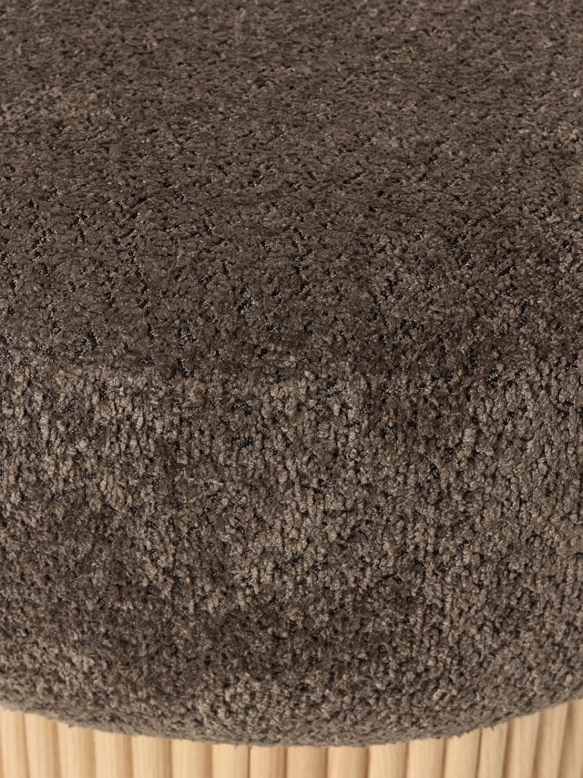 Pufs Y Otomanos|Pufs Y Otomanos>Westwing Collection Taburete tapizado en borreguillo bouclé con espacio de almacenamiento Nala Tejido borreguillo bouclé taupe, madera de fresno clara