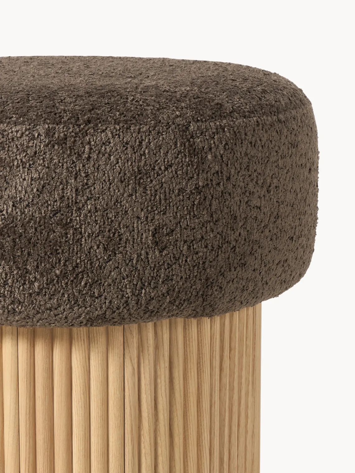 Pufs Y Otomanos|Pufs Y Otomanos>Westwing Collection Taburete tapizado en borreguillo bouclé con espacio de almacenamiento Nala Tejido borreguillo bouclé taupe, madera de fresno clara