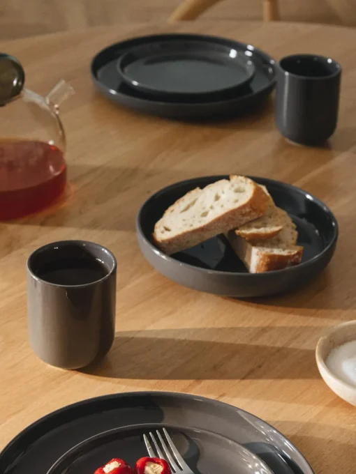 Tazas Y Mugs|Menaje De Mesa>Westwing Collection Tazas de porcelana Nessa, 4 uds. Gris oscuro brillante