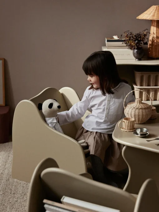 Decoración Infantil|Mesas Y Sillas Infantiles>Ferm Living Kids Tumbona infantil de madera inclinada con estante Slope Beige claro