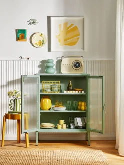 Vitrinas|Vitrinas></noscript>Mustard Made Vitrina de metal con cristal acanalado The Mixer Verde salvia